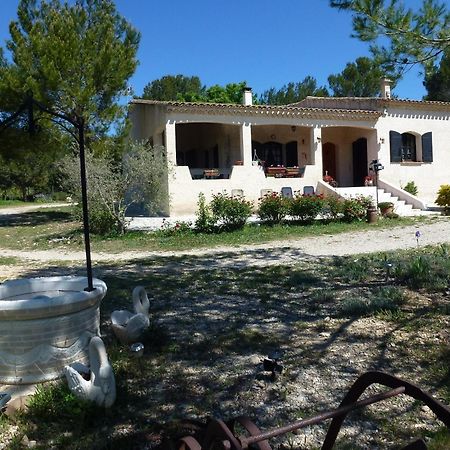 Chambre D'Hotes La Pinede Lambesc Zewnętrze zdjęcie