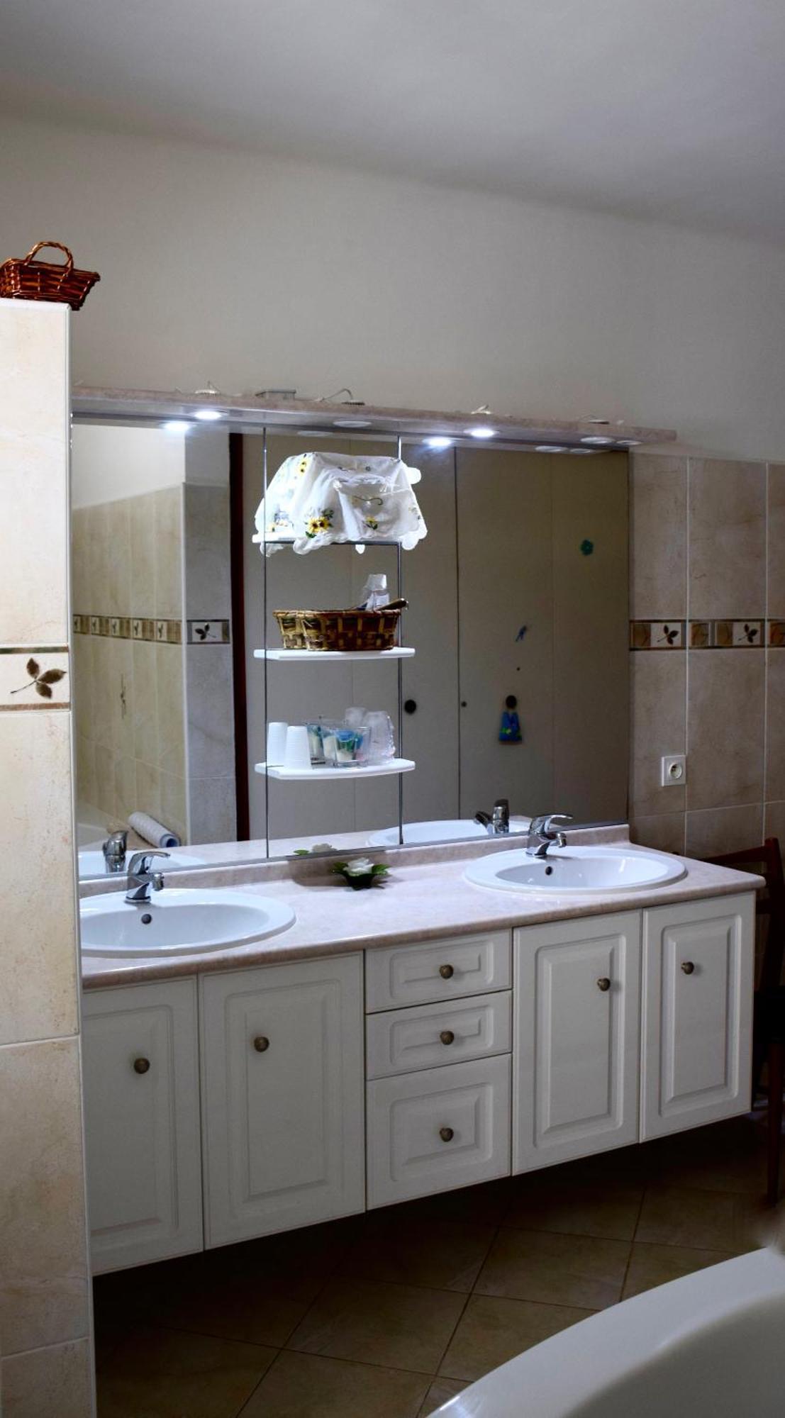 Chambre D'Hotes La Pinede Lambesc Zewnętrze zdjęcie